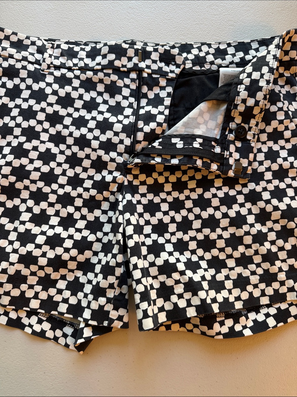 Banana Republic Dark Navy & White Geo-Print Bermuda Shorts - Picture 6 of 15
